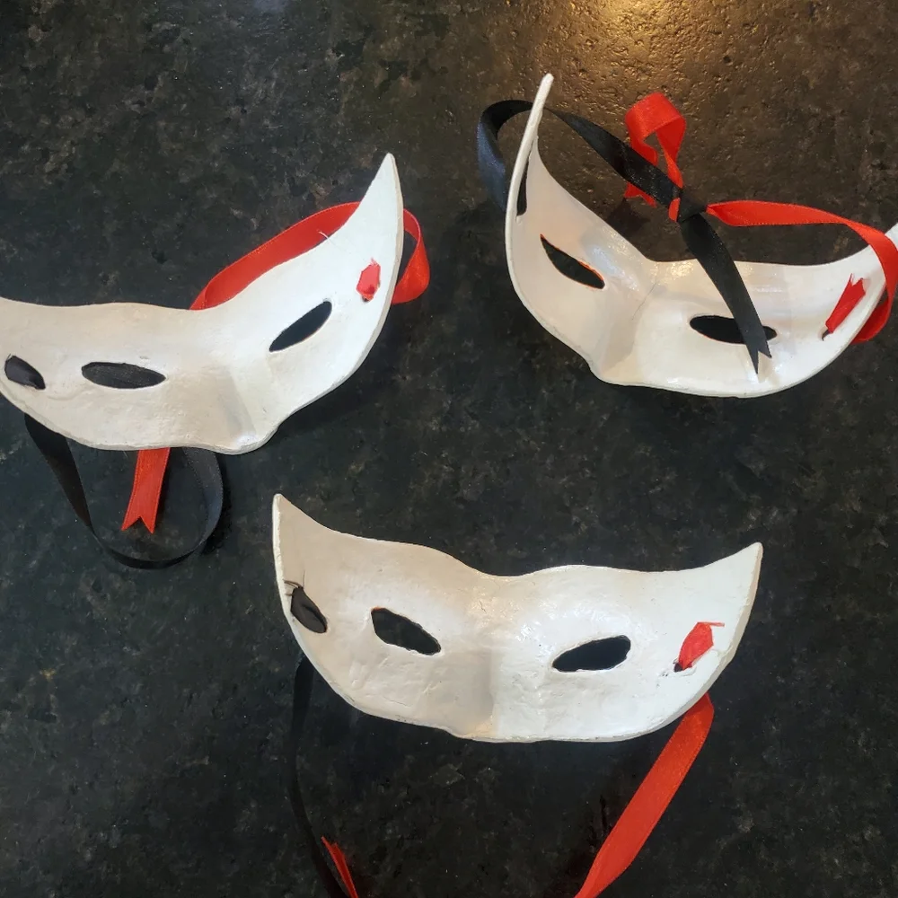 Vintage Showboat Atlantic City paper mache Mardi Gras masks - Set of 3